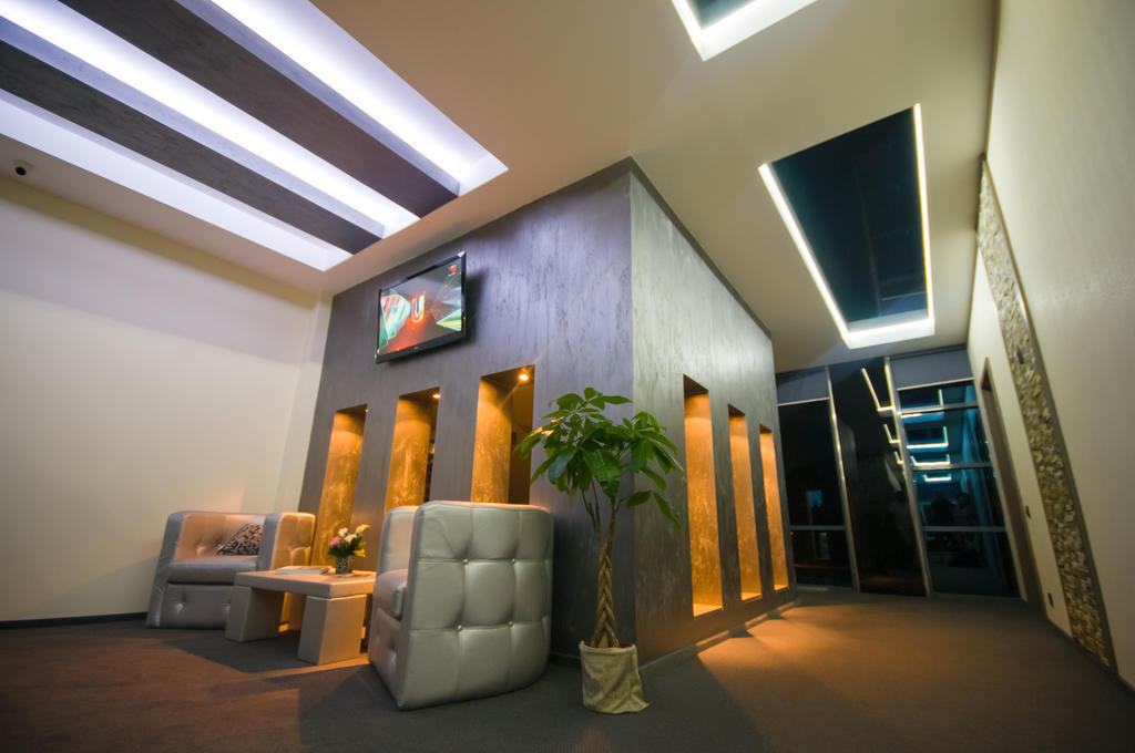 Hotel Aqua Târgu Jiu Eksteriør billede